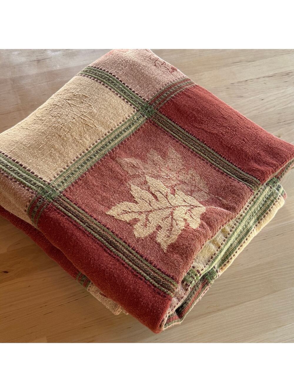 Fall Harvest Tablecloth Thanksgiving Leaves Acorns Jacquard 102x52 Rectangle